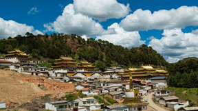 阿壩—阿萬倉濕地—郎木寺